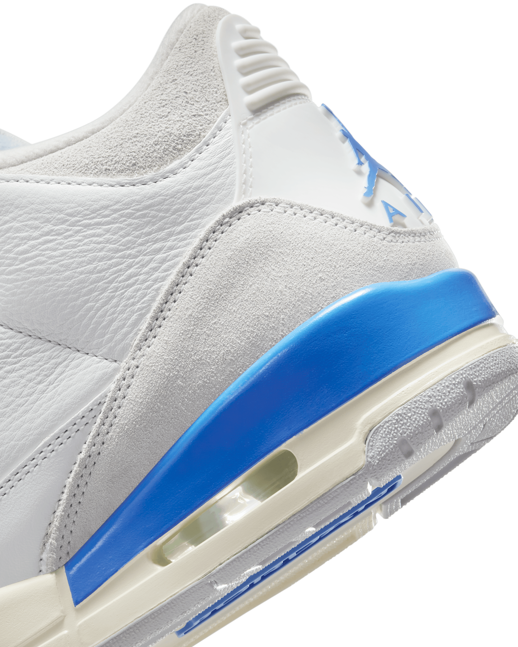 Air Jordan 3 Retro - Summit White / Hydrogen Blue / Legend Blue